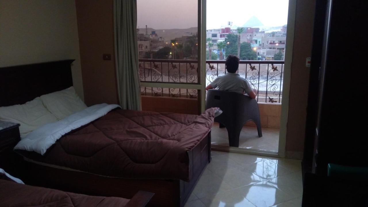 Happy Days Pyramids Inn Kafret el-Gabal Exterior foto