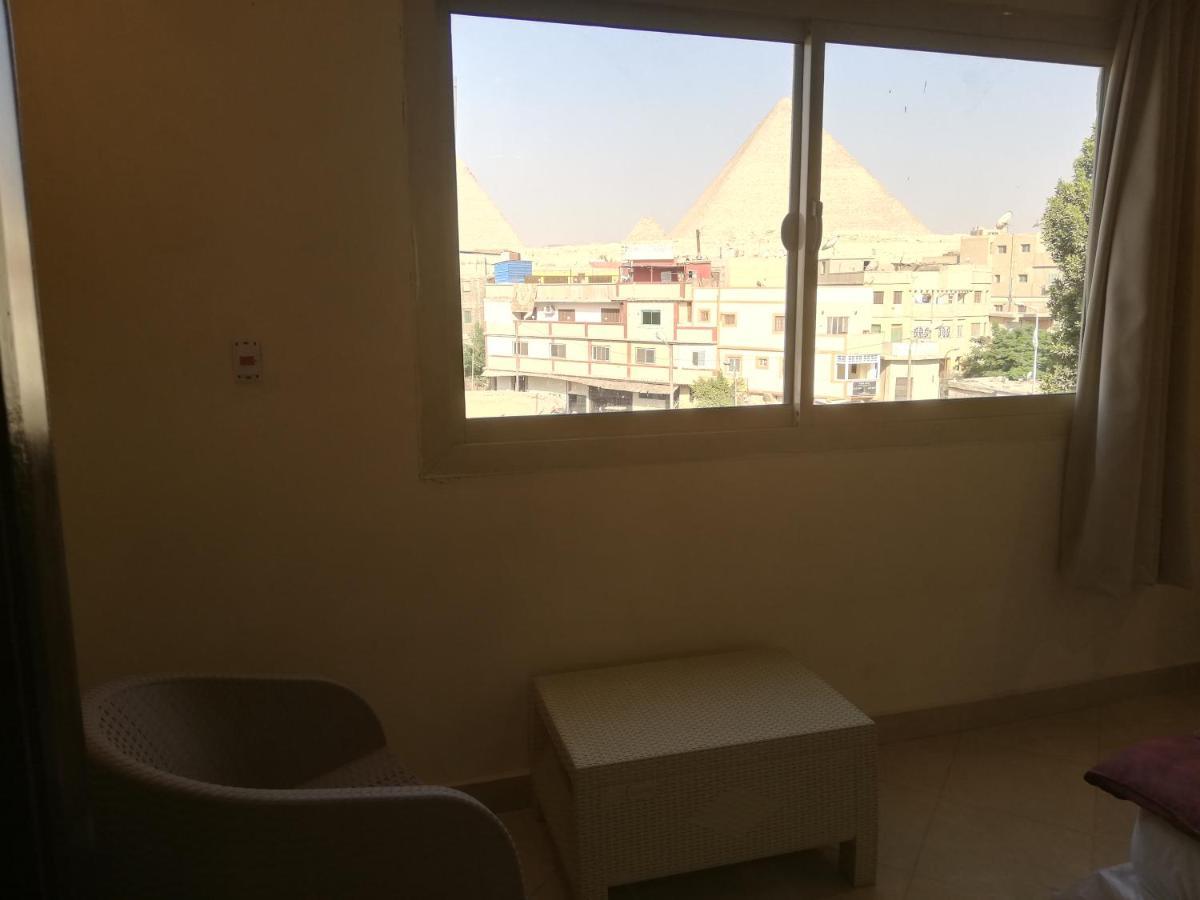 Happy Days Pyramids Inn Kafret el-Gabal Exterior foto