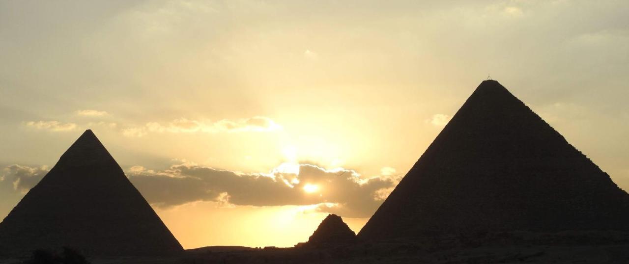 Happy Days Pyramids Inn Kafret el-Gabal Exterior foto